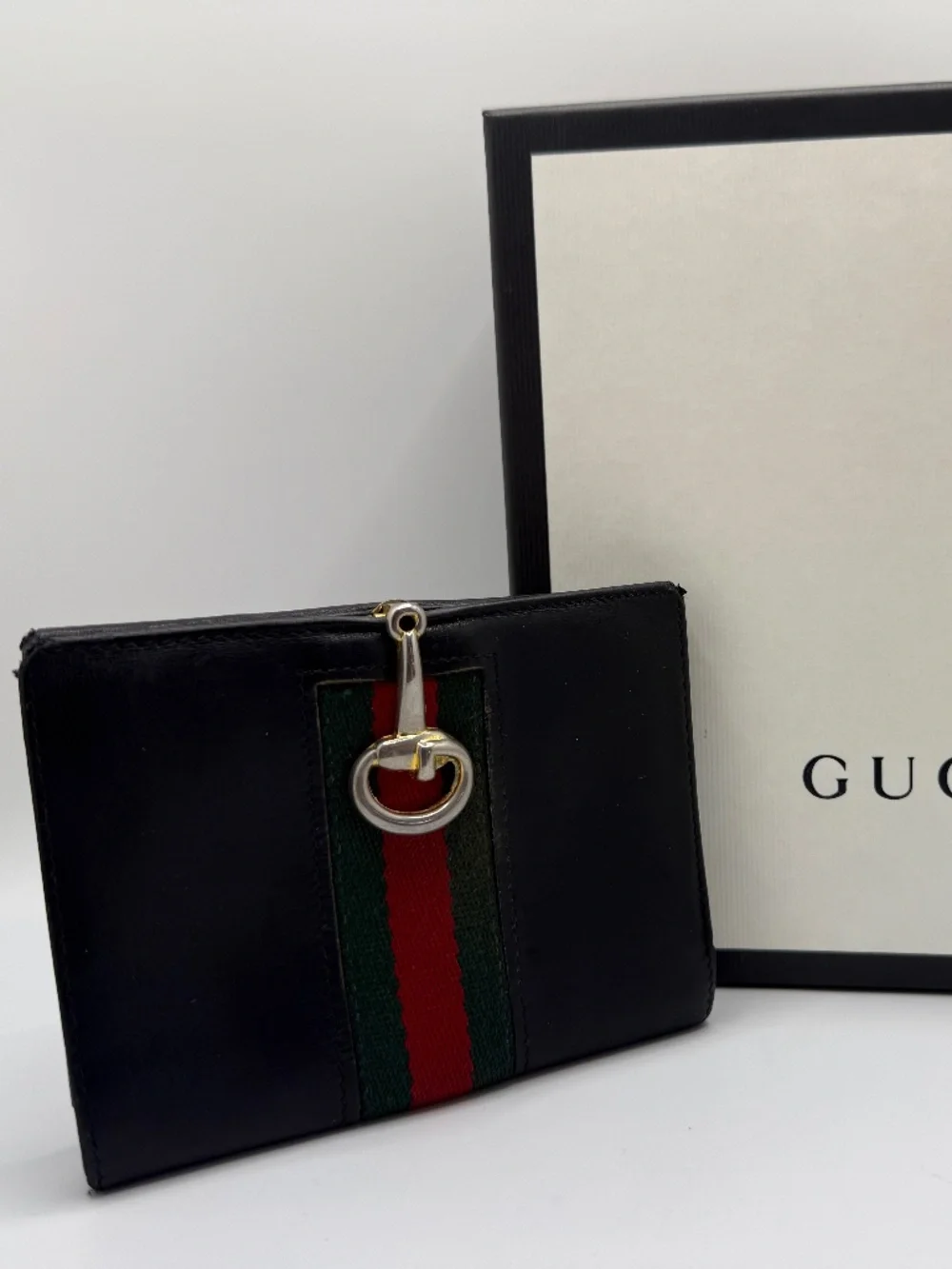 FASHIONABLE GUCCI BLACK LEATHER GREEN & RED WEB STRIPED HORSE-BIT WALLET! - Picture 15 of 17